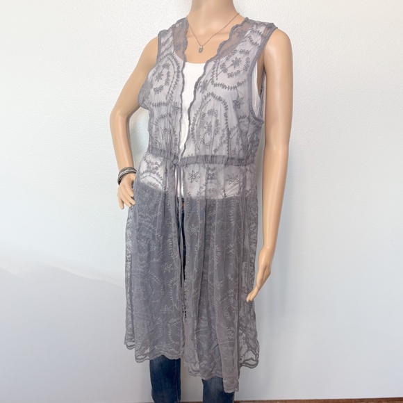 Maurices Women's Lace Cardigan Size L/XL - Picture 1 of 11